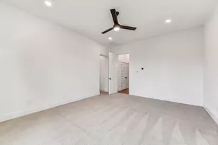 806 Fisher St, Houston, TX 77018 - Photo 13