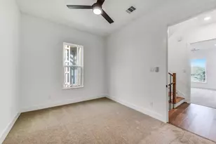 806 Fisher St, Houston, TX 77018 - Photo 17