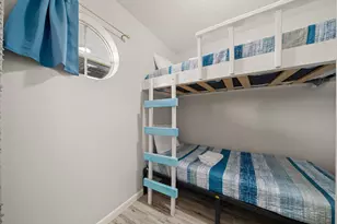 6300 Seawall Blvd, Galveston, TX 77551 - Photo 17