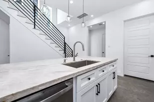 3411 McGowen St, Houston, TX 77004 - Photo 11