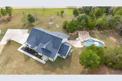 1011 Bonfire West Road, Cat Spring, TX 78933 - Photo 43