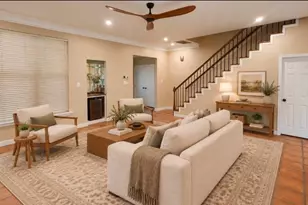 24 Bayou Pointe Dr, Houston, TX 77063 - Photo 3