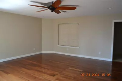 24 Bayou Pointe Drive, Houston, TX 77063 - Photo 11