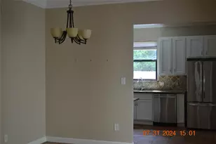 24 Bayou Pointe Dr, Houston, TX 77063 - Photo 3