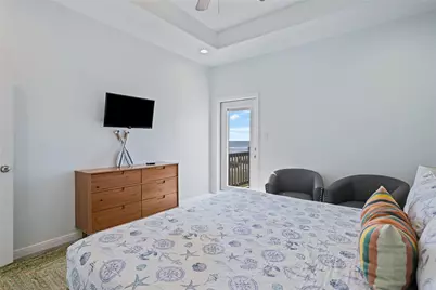 992 Hilton Head, Gilchrist, TX 77617 - Photo 17