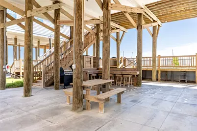 992 Hilton Head, Gilchrist, TX 77617 - Photo 35