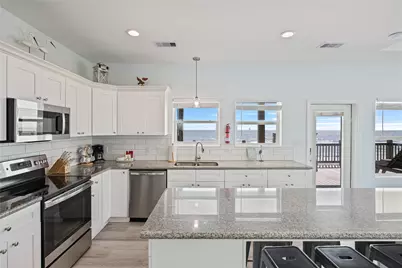 992 Hilton Head, Gilchrist, TX 77617 - Photo 11