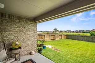 394 Terra Vis Cir, Montgomery, TX 77356 - Photo 21
