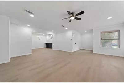 6 Quailwood Drive, Baytown, TX 77521 - Photo 13