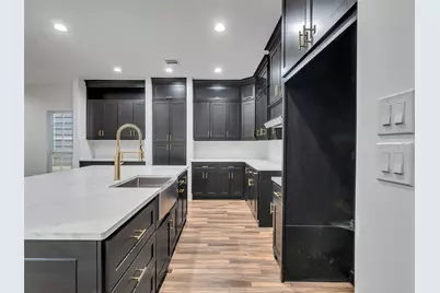 237 Hahlo Street, Houston, TX 77020 - Photo 5