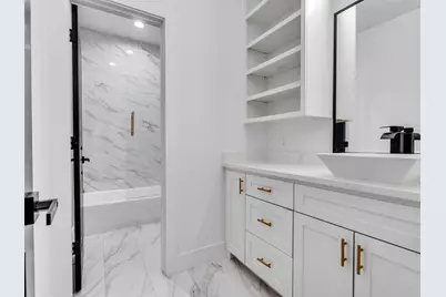 237 Hahlo Street, Houston, TX 77020 - Photo 13