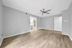 9 W Lance Leaf Rd, The Woodlands, TX 77381 - Photo 19