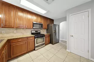 9 W Lance Leaf Rd, The Woodlands, TX 77381 - Photo 9