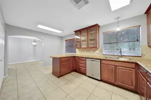 9 W Lance Leaf Rd, The Woodlands, TX 77381 - Photo 7