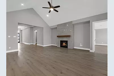 8018 Sunny Ridge Drive, Fulshear, TX 77441 - Photo 9