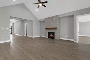 8018 Sunny Rdg Dr, Fulshear, TX 77441 - Photo 9