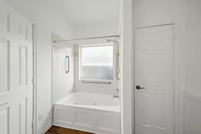 8602 Heatherview Drive, Houston, TX 77099 - Photo 19