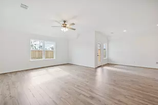 11746 Airspeed Dr, Conroe, TX 77303 - Photo 25