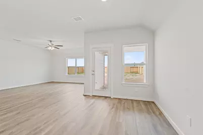 11746 Airspeed Drive, Conroe, TX 77303 - Photo 5