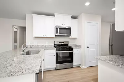 10360 Sweetwater Creek Drive, Cleveland, TX 77328 - Photo 7