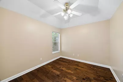 2823 N Strathford Lane, Kingwood, TX 77345 - Photo 15