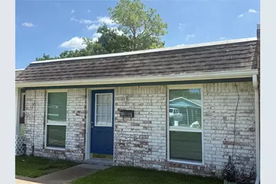707 S 2nd Street, La Porte, TX 77571 - Photo 1