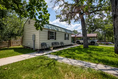 102 Hilltop Court, Somerville, TX 77879 - Photo 5