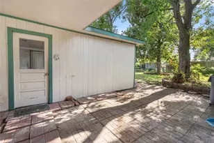 8903 Roos Rd, Houston, TX 77036 - Photo 23
