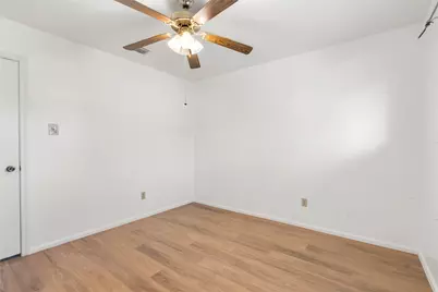 8903 Roos Road, Houston, TX 77036 - Photo 21