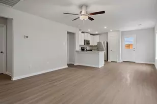 15878 Berry Hl Dr, Conroe, TX 77303 - Photo 3
