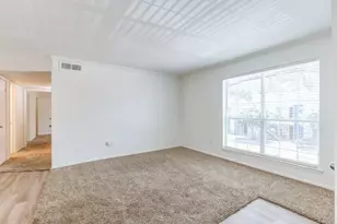 1100 Graham Dr, Tomball, TX 77375 - Photo 7
