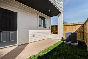 5912 Mayle St, Houston, TX 77016 - Photo 25