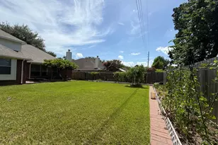 3827 Canton Dr, Pearland, TX 77584 - Photo 43