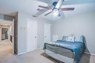 16402 Clearcrest Dr, Houston, TX 77059 - Photo 25