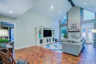 16402 Clearcrest Dr, Houston, TX 77059 - Photo 9