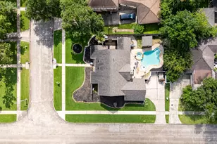 16402 Clearcrest Dr, Houston, TX 77059 - Photo 39