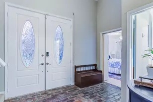 16402 Clearcrest Dr, Houston, TX 77059 - Photo 5