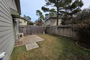 94 N Burberry Park Circle N, Spring, TX 77382 - Photo 21