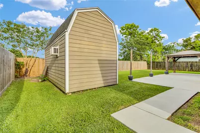 420 Forest Oaks Lane, Lake Jackson, TX 77566 - Photo 29