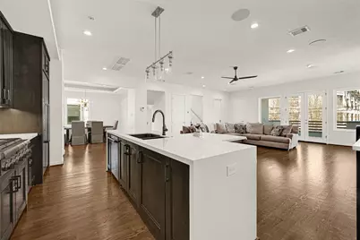 707 W Clay St, Houston, TX 77019 - Photo 11