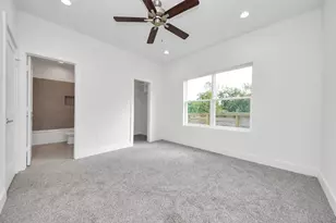 611 E 39th St, Houston, TX 77022 - Photo 25