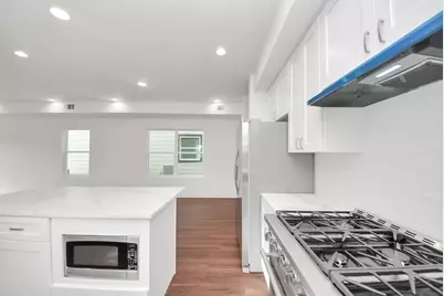 611 E 39th Street #D, Houston, TX 77022 - Photo 7