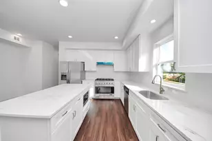 611 E 39th St, Houston, TX 77022 - Photo 13