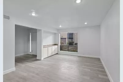 9005 Imogene Street #C, Houston, TX 77036 - Photo 5