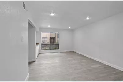 9005 Imogene Street #C, Houston, TX 77036 - Photo 7
