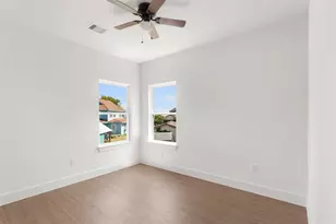 114 Dwire Dr, La Porte, TX 77571 - Photo 15