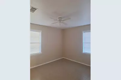 7214 Boggess Road, Houston, TX 77016 - Photo 9