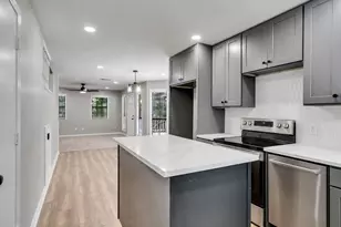 351 White Oak Dr, Houston, TX 77336 - Photo 3