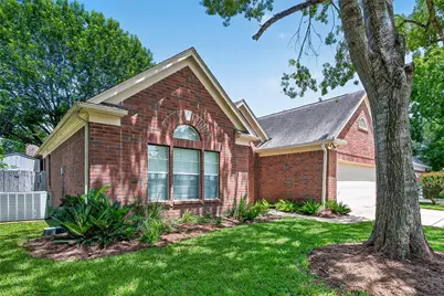 2921 Linda Drive, Pearland, TX 77584 - Photo 3