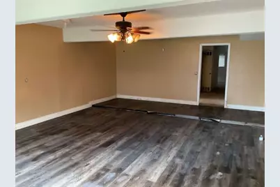 543 Bluebonnet Drive, Freeport, TX 77541 - Photo 7